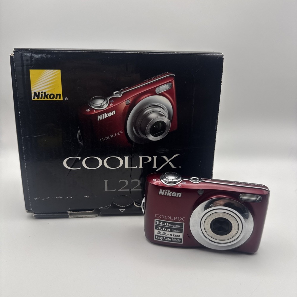NIKON COOLPIX L22 Red Compact Digital Camera 12MP w/ 3.6x - Read Bad Latch